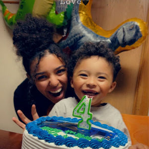 Meet your Posher, Kayla